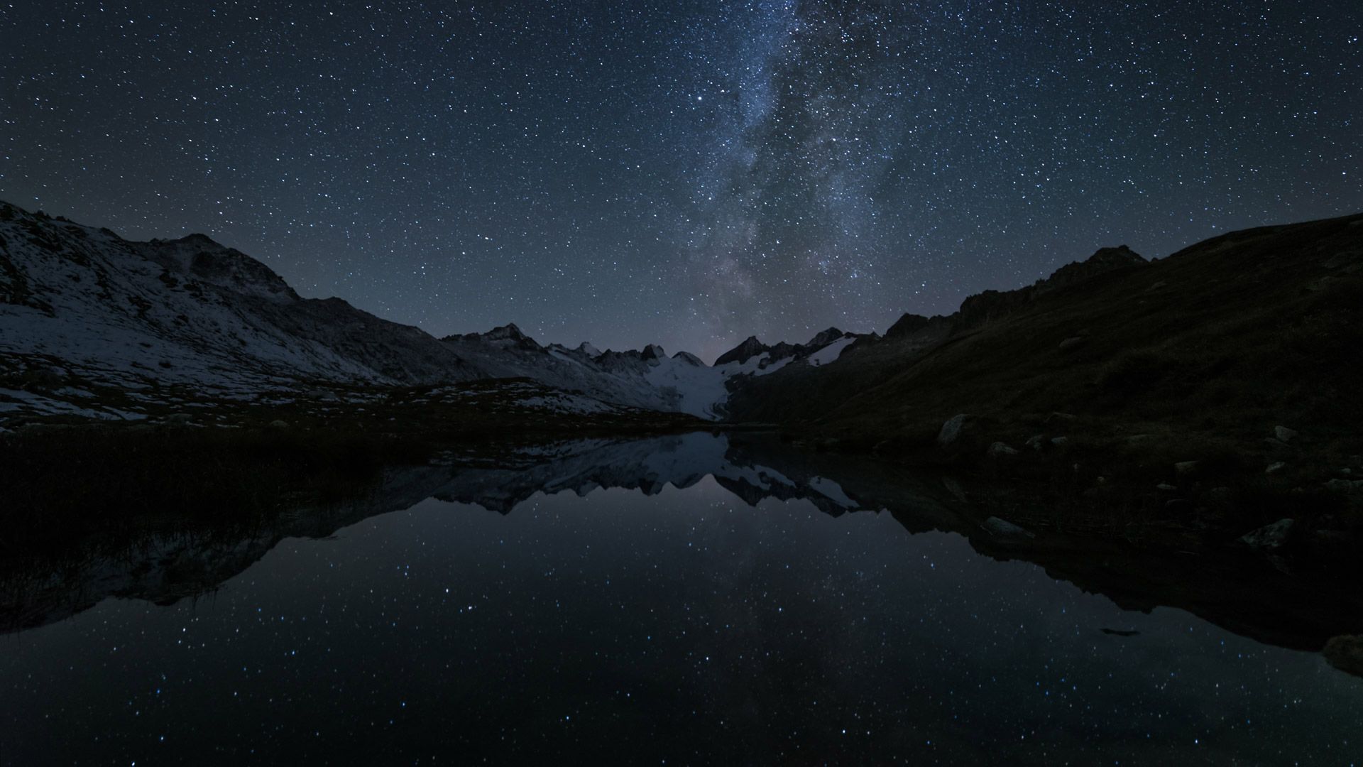 夜空的倒影