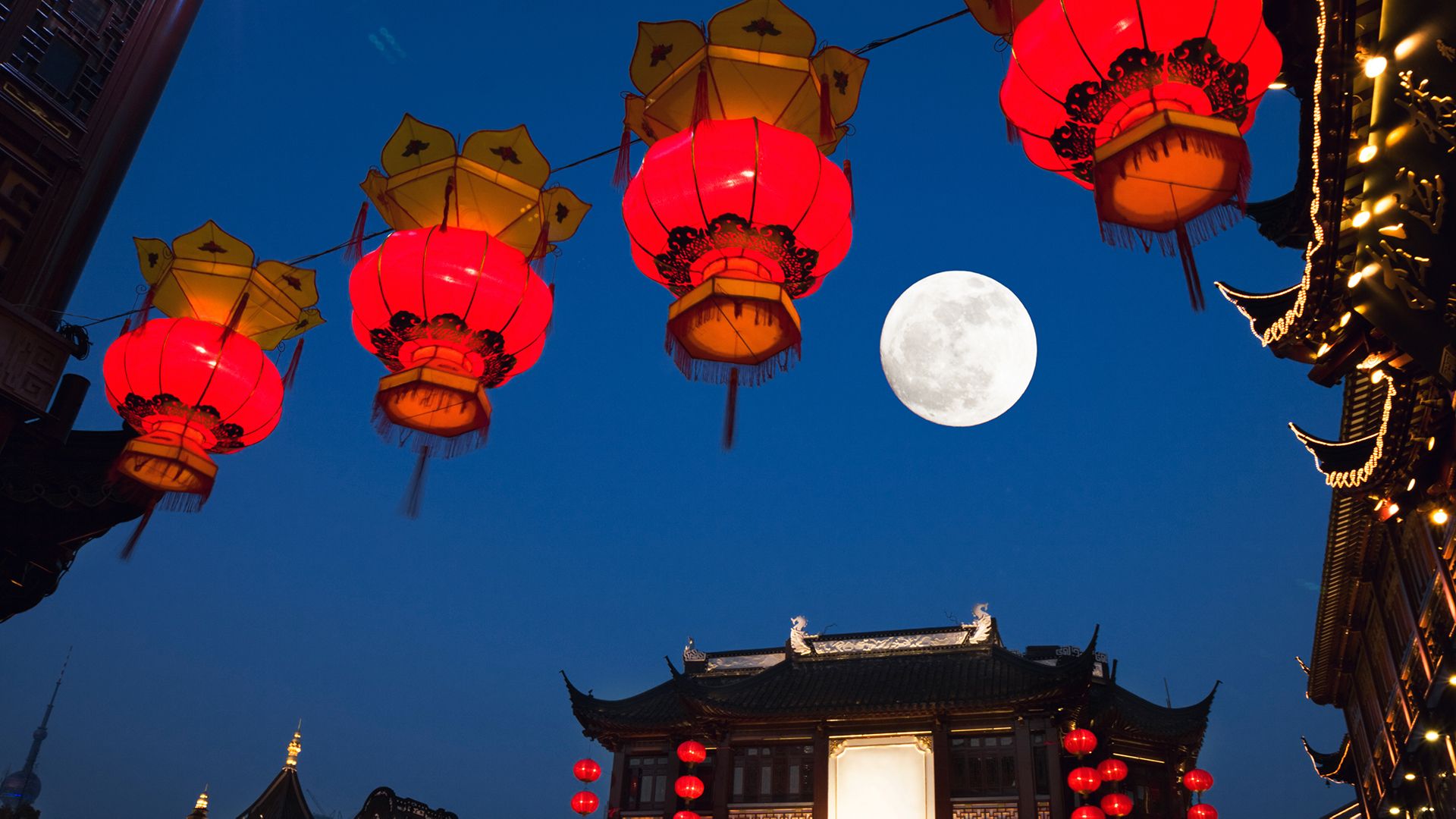 海上生明月，天涯共此时
